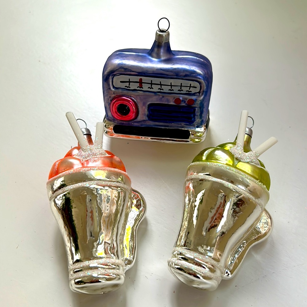 🔥HP🔥VTG Box Bradford Novelty Christmas Glass Ornaments, silver, pastel tones